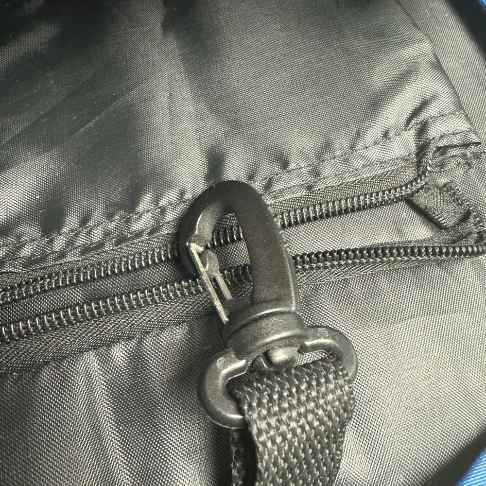 Large capacity canvas backpack. In Blue. GUC